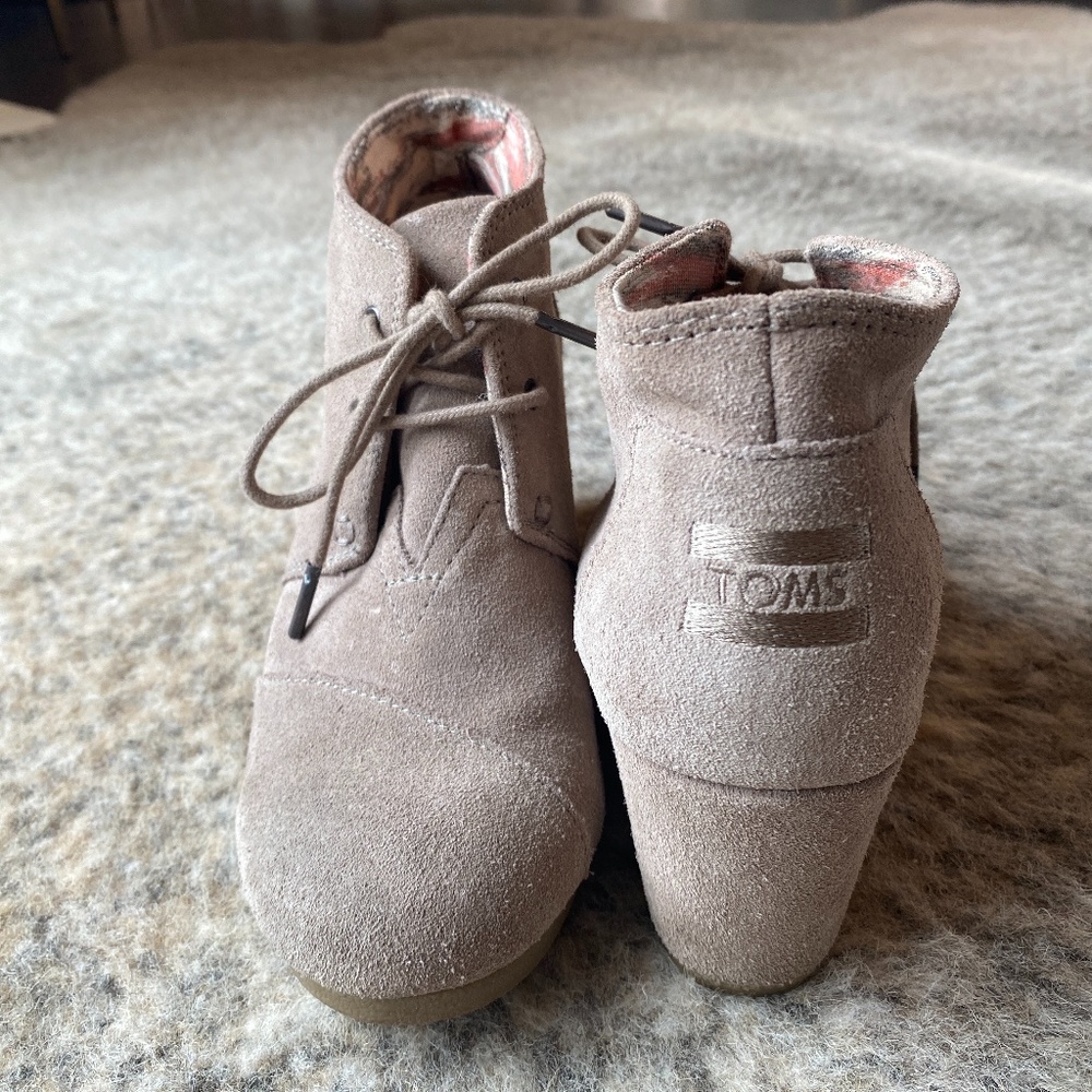 TOMS Wedges
